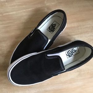 Women’s Slip on Vans 10